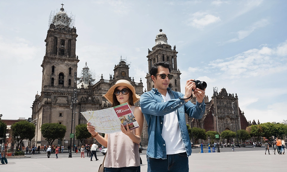 Arquitectura icónica en una ruta internacional.